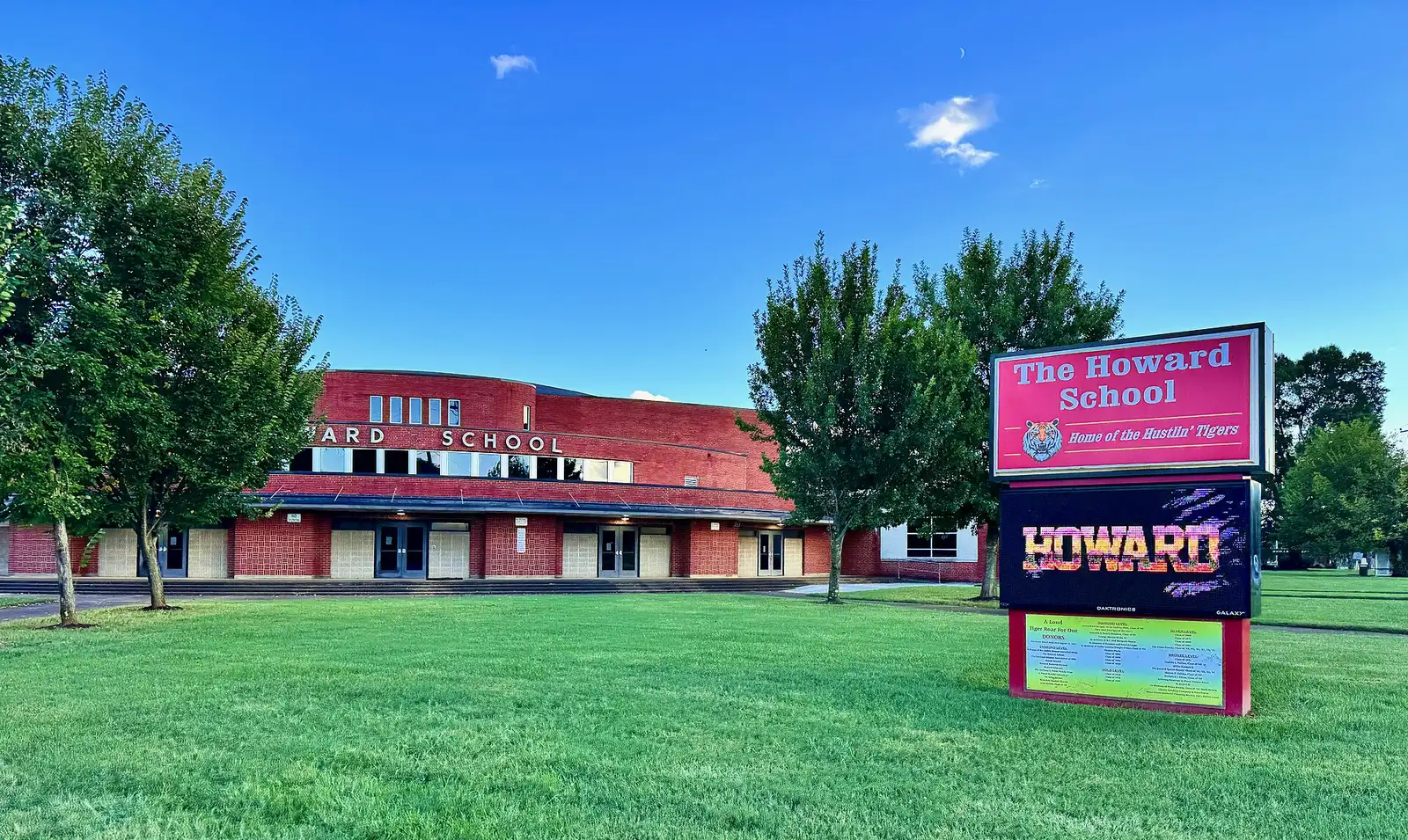 The Howard School's sign and main building on South Market Street.