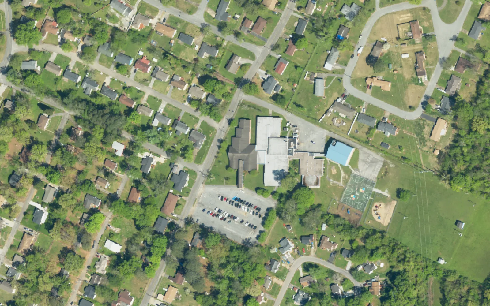 Woodmore Elementary School on Woodmore Lane, seen from the air.